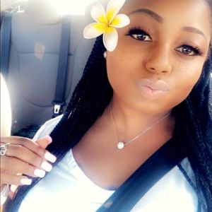 Meet your Posher, Ciera